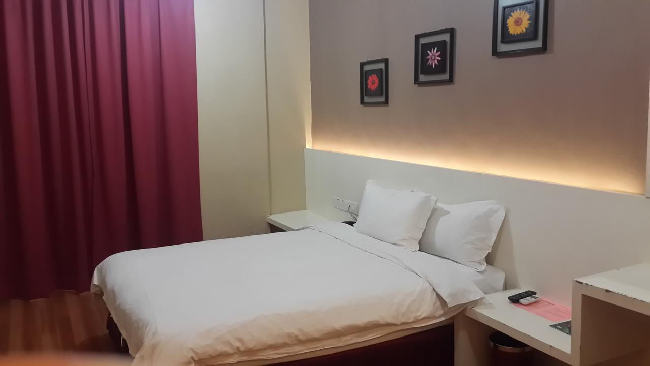Avida Hotel Лабуан Экстерьер фото